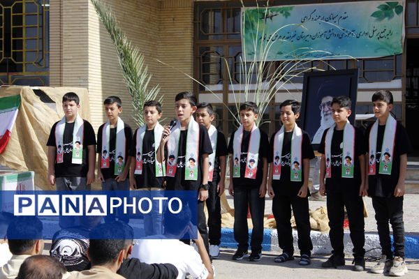گرامیداشت هفته دفاع مقدس در دبیرستان شریعتی جاجرم