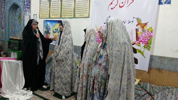 جوانه‌های بندگی در دیشموک؛ حضور پرشور دختران در اعتکاف