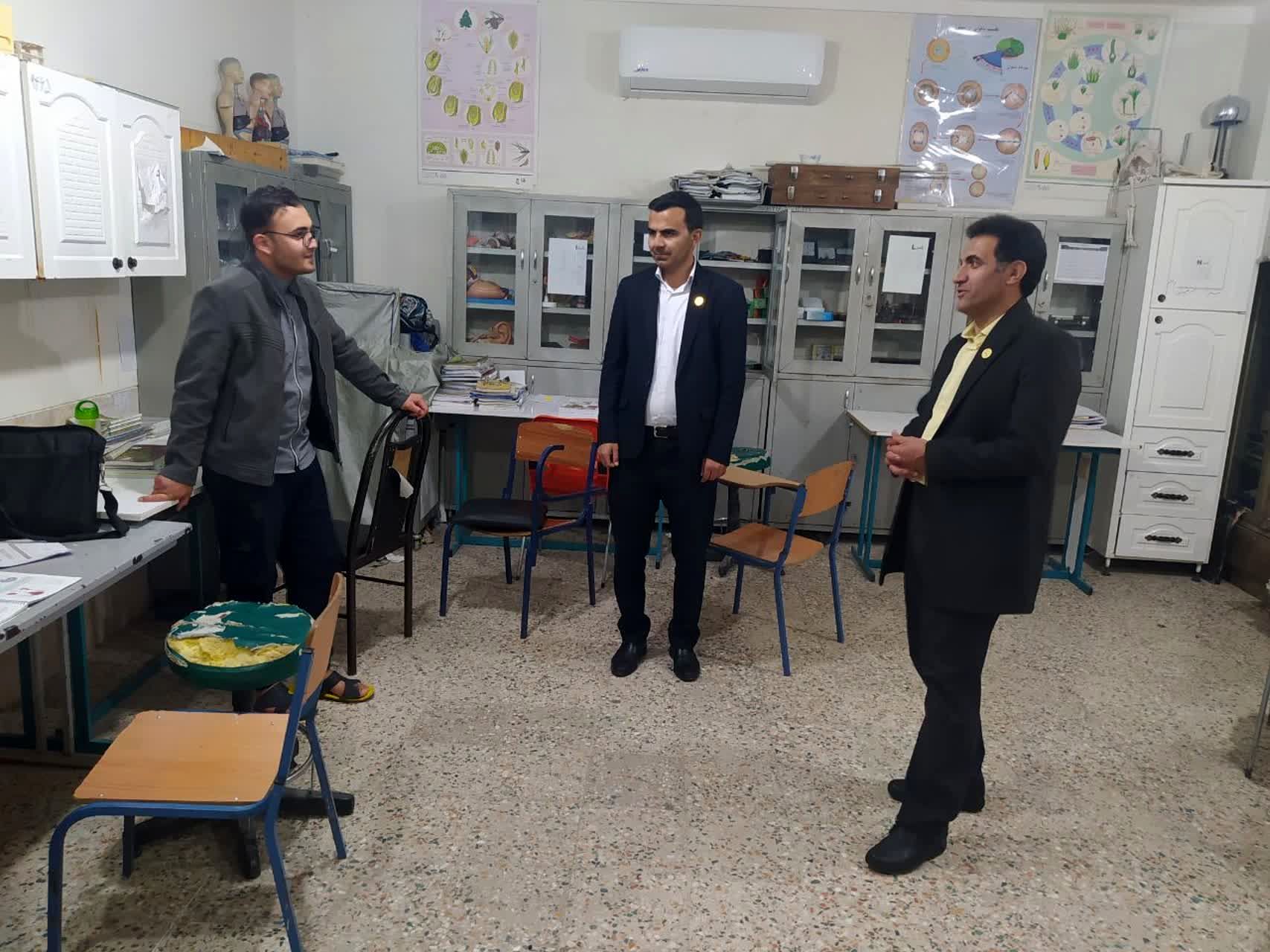  بازدید از دبیرستان‌های دخترانه عشایری عفاف و شبانه‌روزی پسرانه عشایری فارس