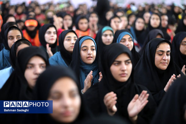 آیین بهره‌برداری و رونمایی از طرح‌های ارتقا عدالت آموزشی و پرورشی بنیاد مستضعفان