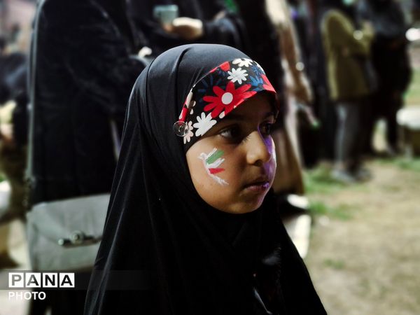 بهار وفاداری به وطن در گلوگاه