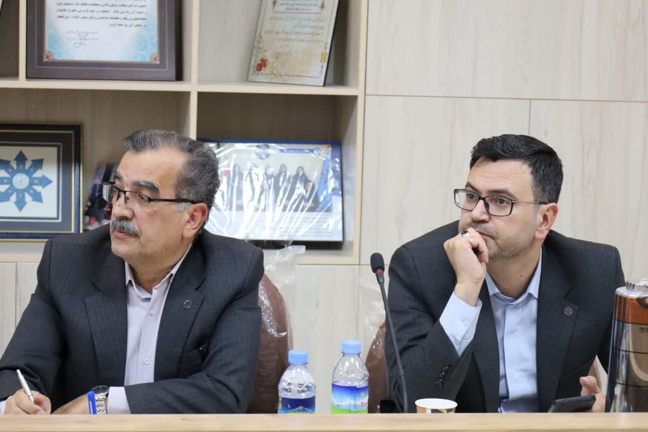 نشست مدیران مدارس سمپاد یزد با حضور رئیس سازمان ملی پرورش استعدادهای درخشان 