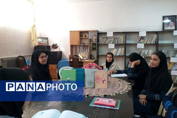 هفته کتاب و کتابخوانی در مدارس ملارد