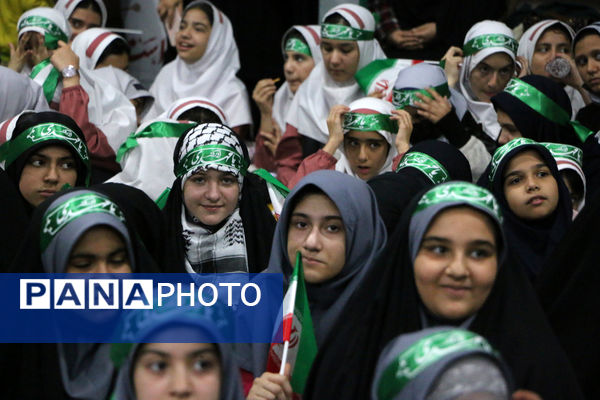 همایش دختران حاج قاسم 