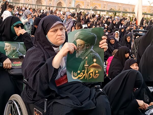 برگزاری مراسم چهلم رئیس‌جمهور شهید در حرم مطهر رضوی 