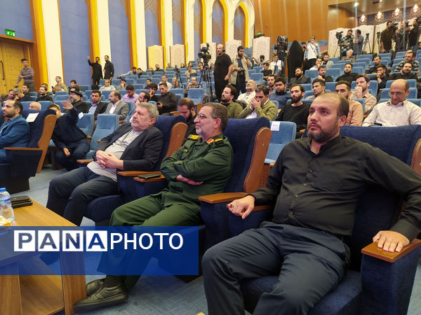 حضور اعضای پانای قم در مراسم روز خبرنگار