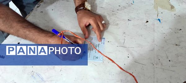 حضور پرشور مردم‌کرج پای‌صندوق‌های رای‌گیری  