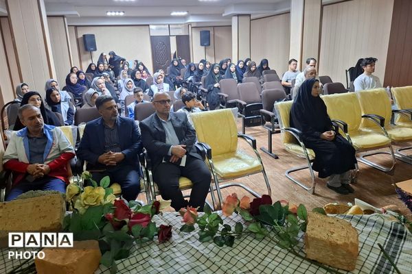 برپایی گرامیداشت هفته سلامت در اداره آموزش و پرورش چهاردانگه