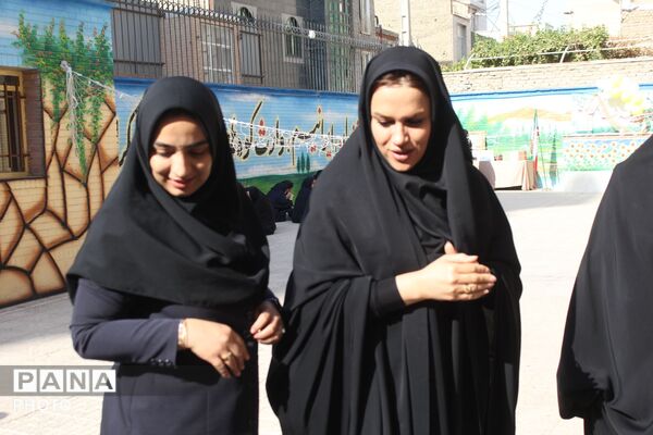 صبحانه سالم در دبیرستان ساره ورامین