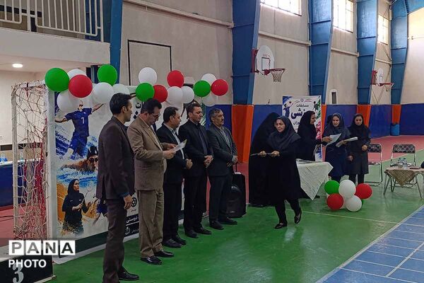 شور و نشاط ورزشی دانش‌آموزان دختران خراسان شمالی در قاب اختتامیه تابستانی