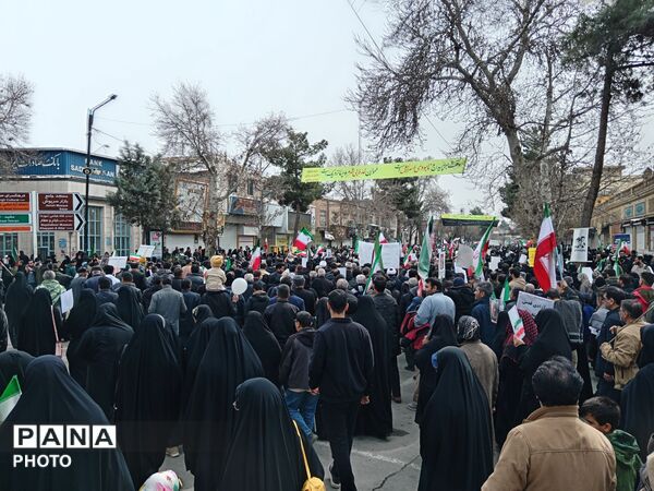 حضور پرشور مردم انقلابی شهرستان نیشابور در نماز جمعه روز جهانی قدس 