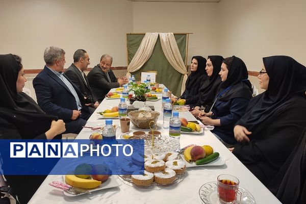 افتتاحیه پویش دهان و دندان و وارنیش فلوراید در دبستان نیلوفر رفیعی ناحیه دو شهرری 