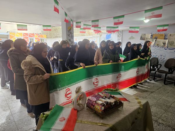 طنین زنگ انقلاب در مدارس شهرستان شهریار 