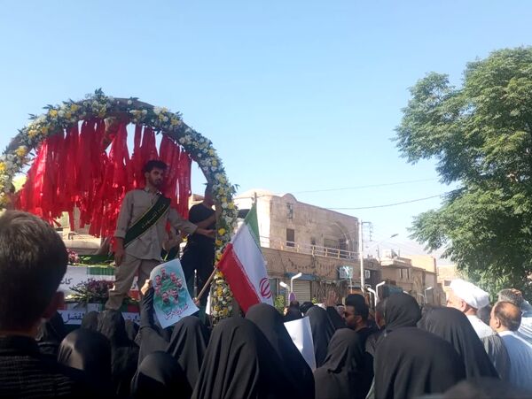 تشییع باشکوه پیکر شهدای مبارزه با اسرائیل در کاشان