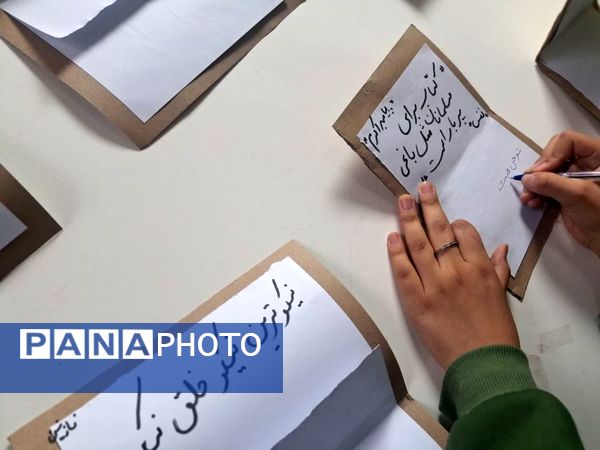 بازسازی کتابخانه مدرسه حضرت خدیجه کبری به‌مناسبت هفته کتاب و کتابخوانی برای ارتقا سطح علمی دانش‌آموزان