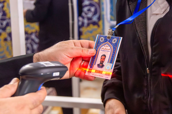 آیین معنوی اعتکاف در حرم مطهر رضوی- ۱