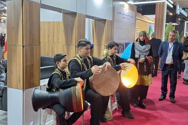 بازدید دانش‌آموزان مدرسه نمونه‌دولتی ارشاد از نمایشگاه صنعت آب تهران