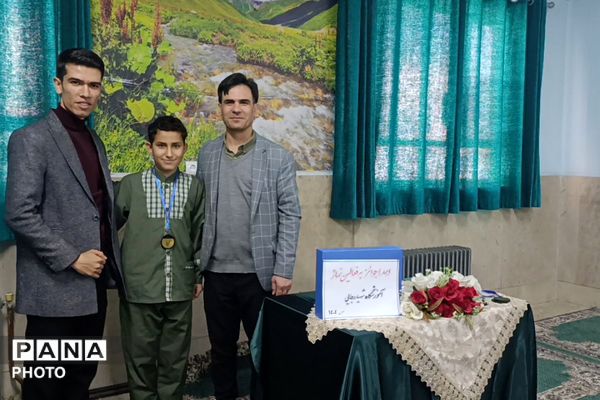 تجلیل از معلمان و دانش آموزان فعال در حوزه های امورتربیتی