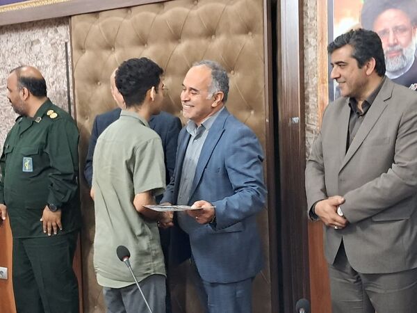 تجلیل از افتخار آفرینان مسابقات جهانی رباتیک در فریدونکنار 