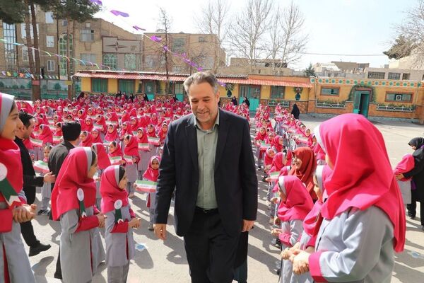 جستجوگران فردا