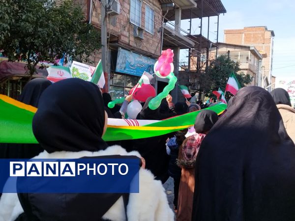 جشن تولد انقلاب اسلامی ایران در گلوگاه 