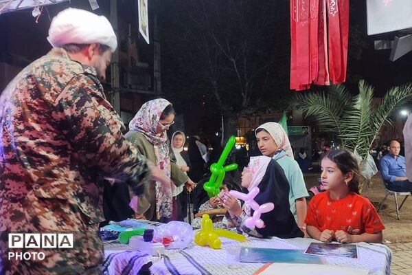 خدمت رسانی دانش‌آموزان و فرهنگیان دبیرستان تزکیه شهرری در موکب بسیج دانش آموزی 