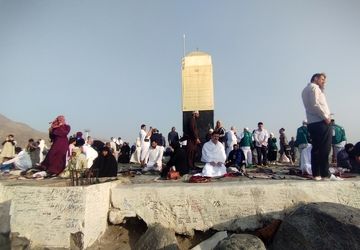 بازدید دانش‌آموزان از زیارت دوره مکه و تجربه معنوی غار حرا