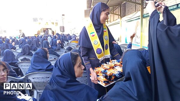 اول مهر در دبیرستان پیرایش از غم بچه های میناب تا شوق همکلاسی ها