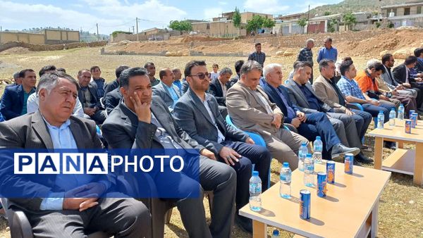 آیین کلنگ‌زنی مدرسه 12 کلاسه در دیشموک 