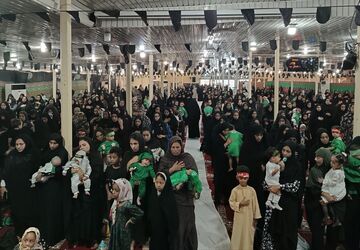 اجتماع بزرگ شیرخوارگان حسینی در قشم
