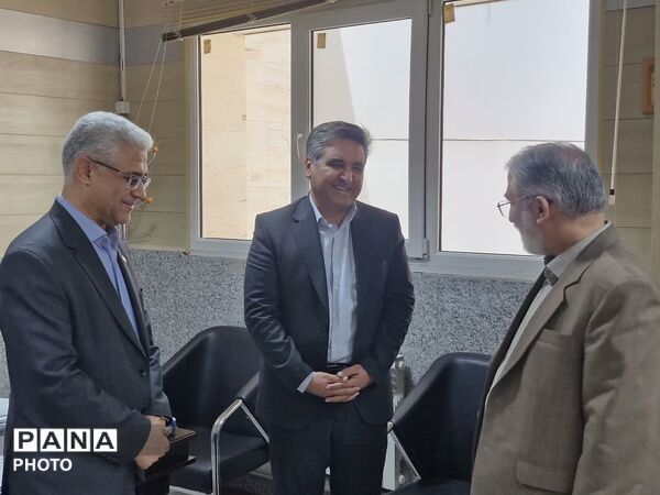 حضور فرماندار شهرستان بیرجند در اداره تامین اجتماعی منطقه یک 