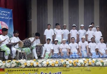 مسابقات هنرهای آوایی پسران متوسطه در میناب برگزار شد