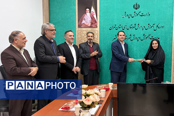 قدردانی از نقش بانوان در عرصه تعلیم و تربیت اسلامشهر