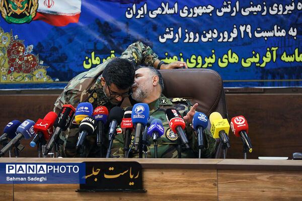 نشست خبری فرمانده نزاجا

