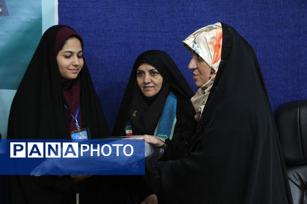 افتتاحیه دوازدهمین دوره مجلس دانش‌آموزی در استان یزد