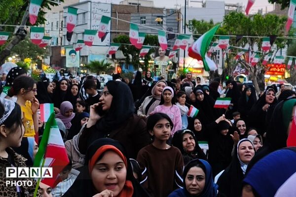 همایش مادر و دختری جان فدا در بهارستان دو