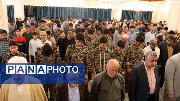 نماز جمعه سیاسی دشمن شکن بندپی شرقی با حضور نوجوانان و جوانان بسیجی
