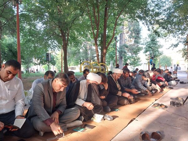 دعای روح بخش عرفه در شهرستان دره شهر 
