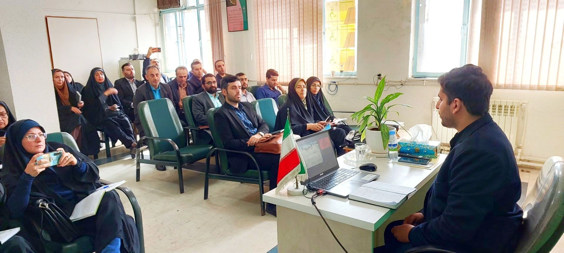 برگزاری نشست تخصصی و کارگاه توانمندسازی کارشناسان مشاوره