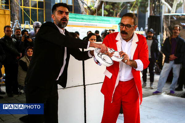 چهارمین روز جشنواره تئاتر فجر