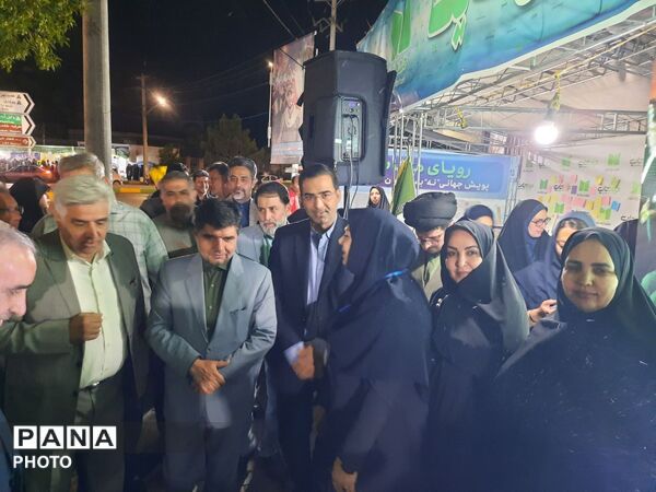 حضور فرماندار مشهد در جشن عید غدیر در میدان دانشجو