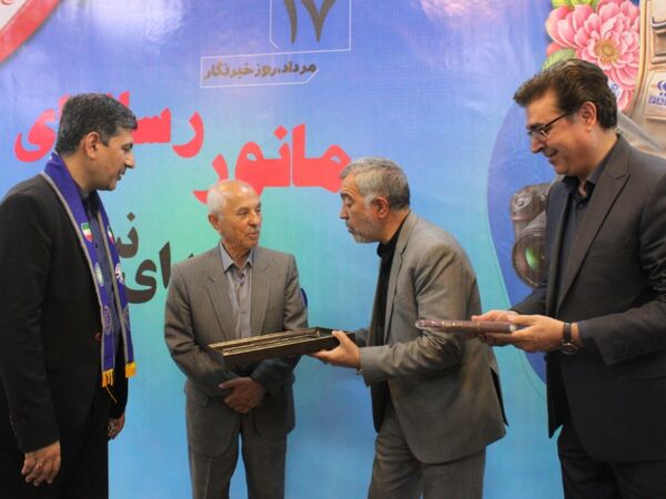 حضور مدیرکل آموزش و پرورش خراسان رضوی در مانور رسانه‌ای پانا در مشهد