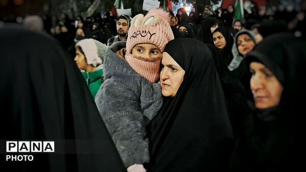 فریاد مقاومت و انتقام با حماسه حضور اهالی رزن