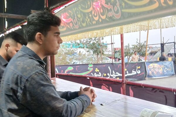 برپایی موکب «عشاق الحسین(ع)» سازمان دانش‌آموزی شهرستانهای تهران در مسیر زائران اربعین
