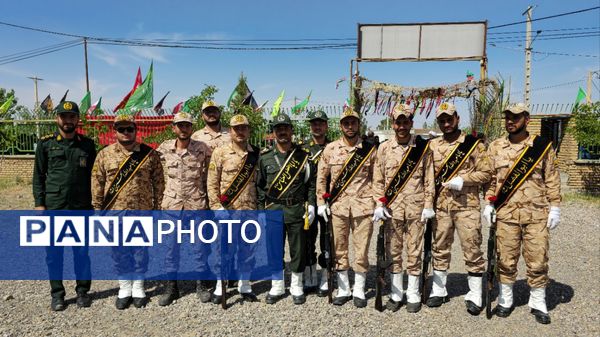 همه چیز برای یک استقبال گرم مهیاست ، با افتخار به پیشواز شهیدمان می آییم 