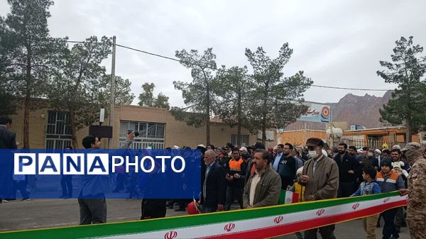 حضور با شکوه مردم تفت در راهپیمایی ۲۲ بهمن