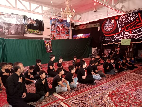 سوگواره احلی من العسل در شهر رباطسنگ