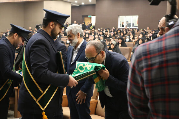 رونمایی از کارت خدمت جهادی معلمان در قم
