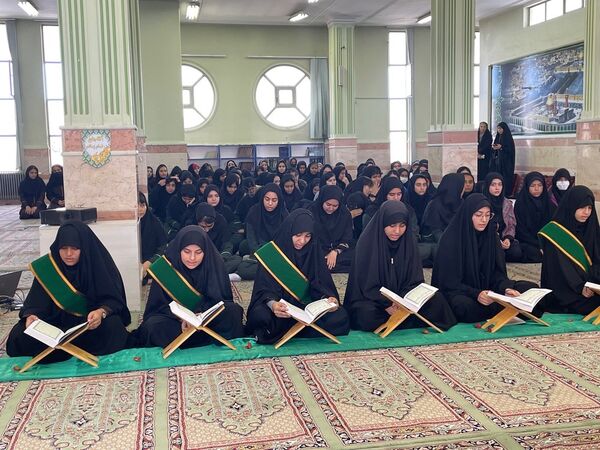 آیین افتتاحیه دهمین دوره طرح مصباح الهدی در مدارس ملارد 