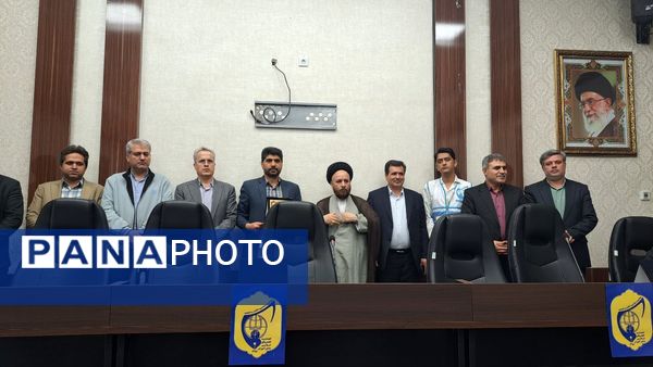 همایش تجلیل از عوامل سیزدهمین دوره نمایشگاه های مدرسه انقلاب